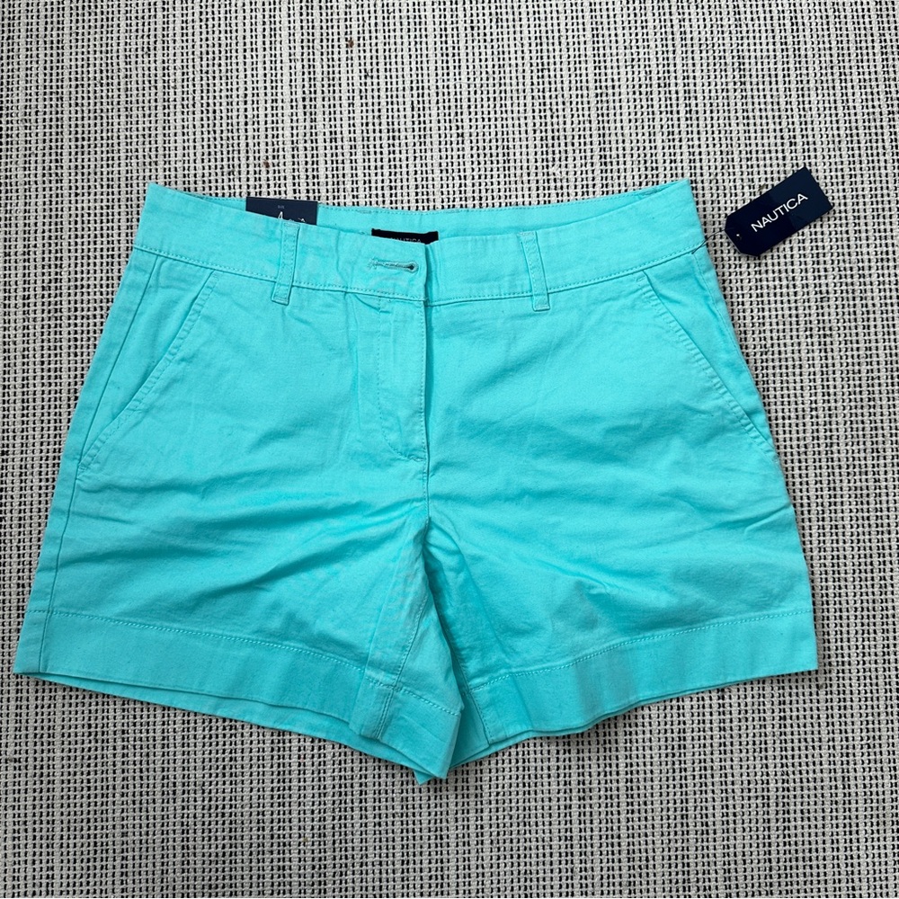 Nautica size 4  women’s shorts NWT